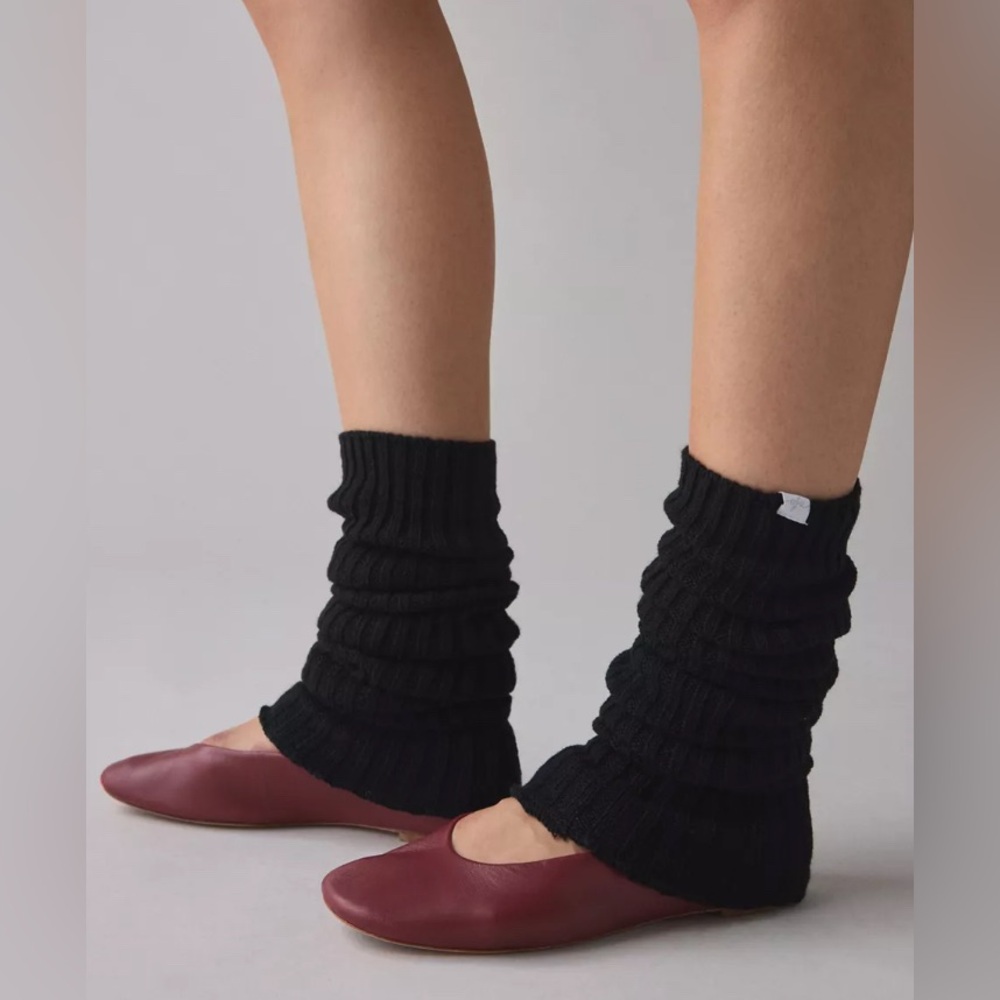 NWT! Black UO Leg Warmers